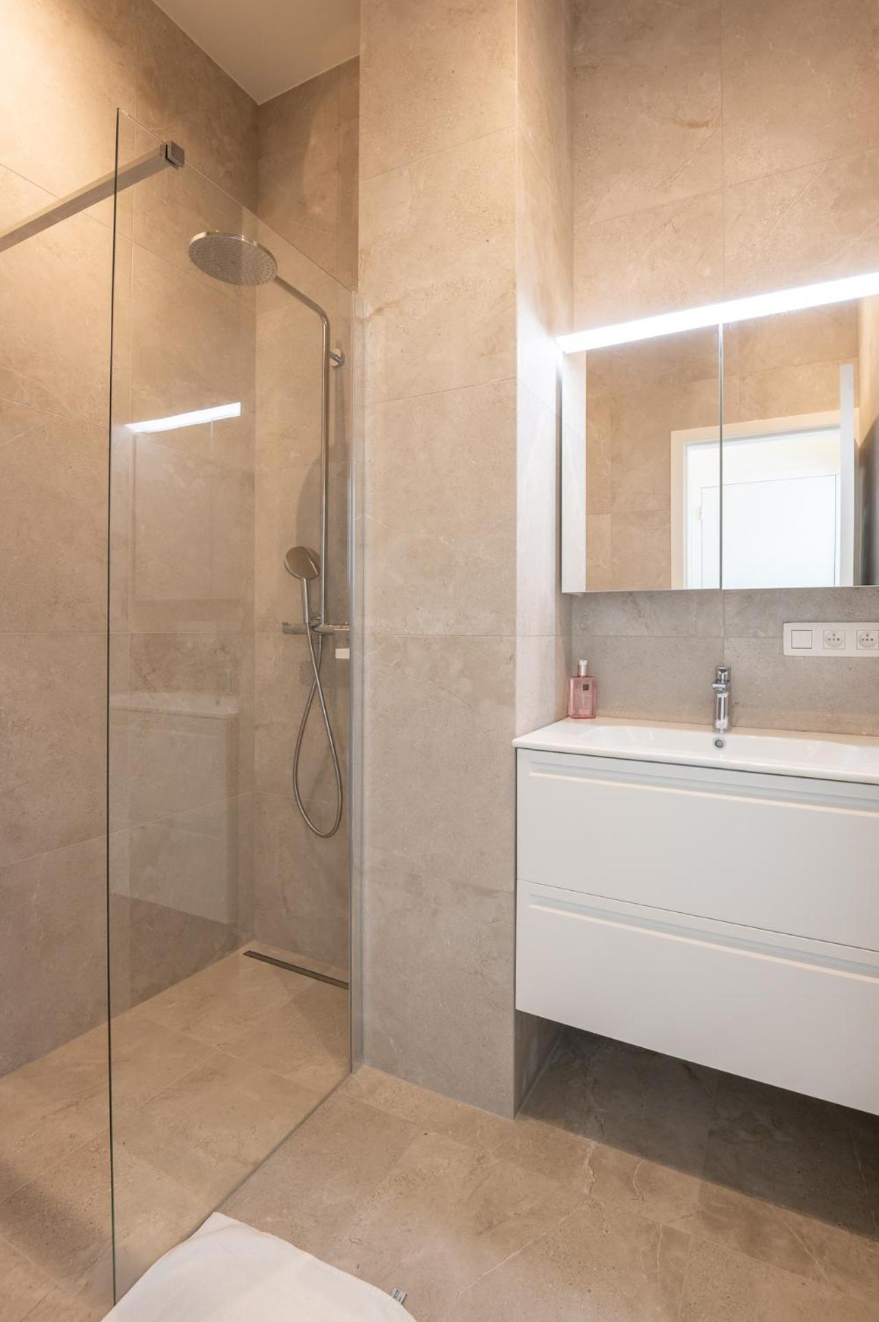 אוסטנדה Beautiful Renovated Apartment In An Authentic Building מראה חיצוני תמונה