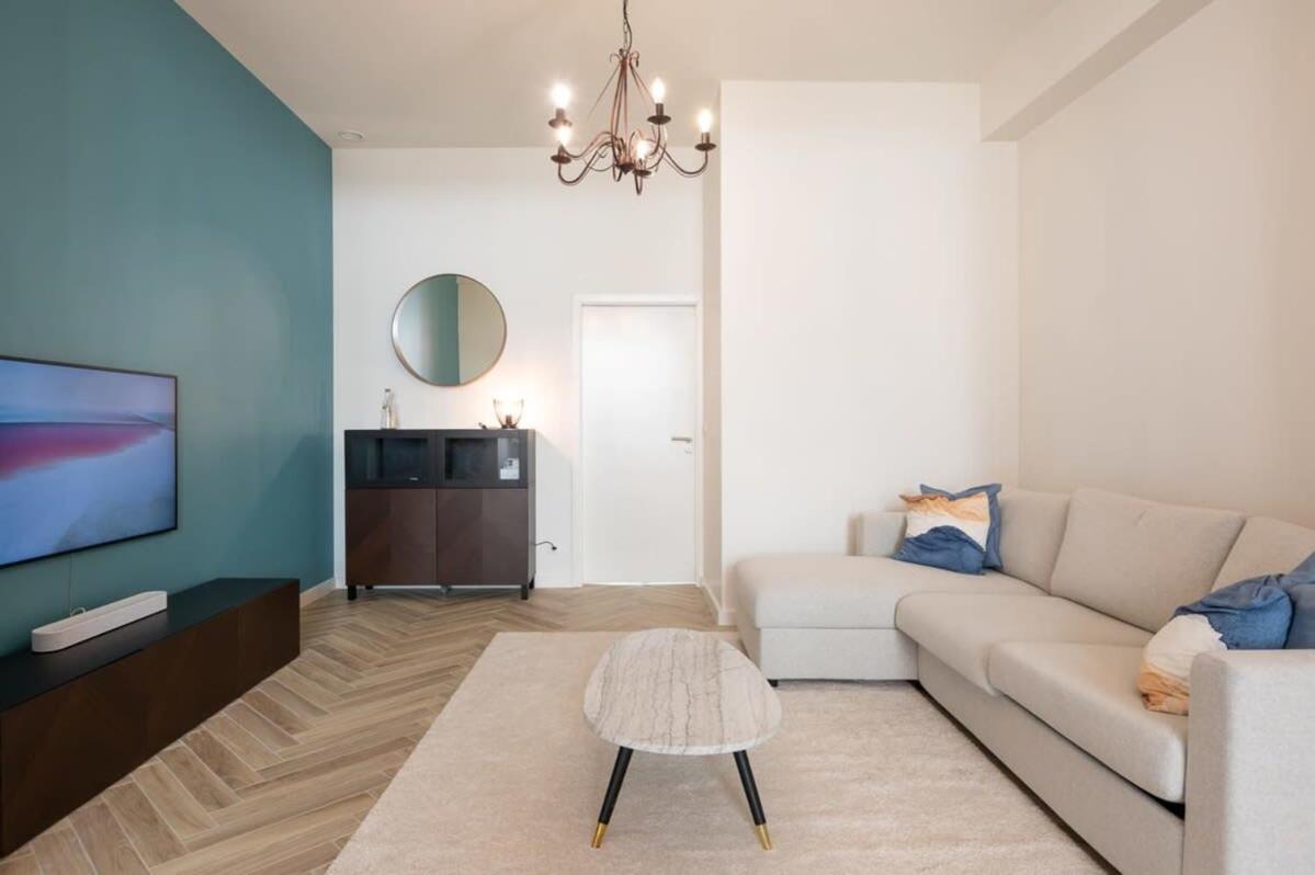 אוסטנדה Beautiful Renovated Apartment In An Authentic Building מראה חיצוני תמונה