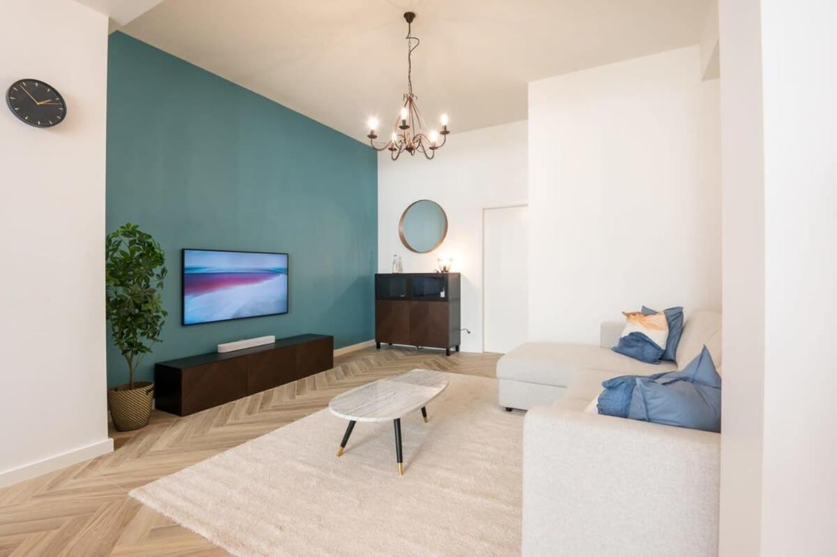 אוסטנדה Beautiful Renovated Apartment In An Authentic Building מראה חיצוני תמונה