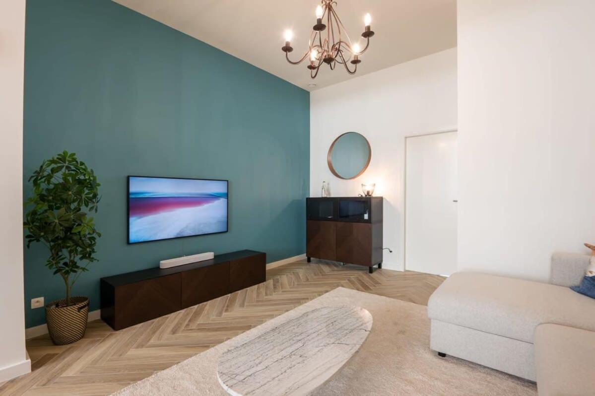 אוסטנדה Beautiful Renovated Apartment In An Authentic Building מראה חיצוני תמונה